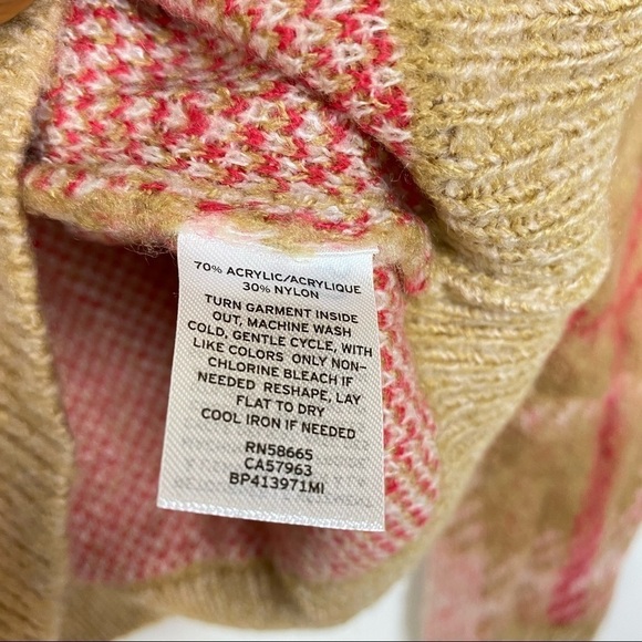 BP. Plaid Tan pink Nougat Dapper crew neck Sweater - Picture 9 of 9